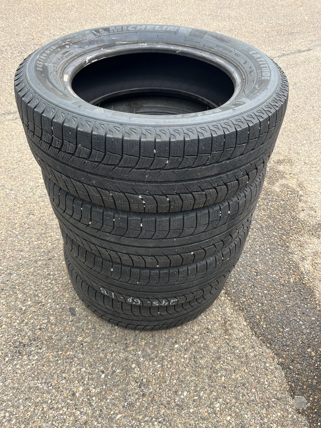 245/60R18 Michelin Latitude X-Ice Winter Tires