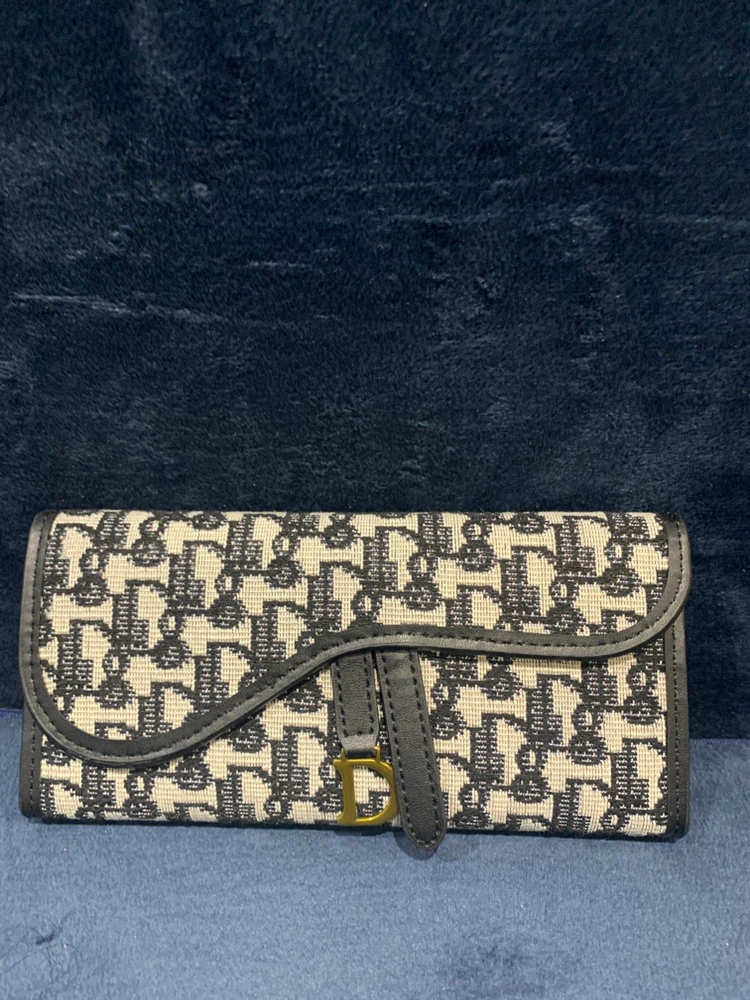 Printed D Saddle Long Wallet