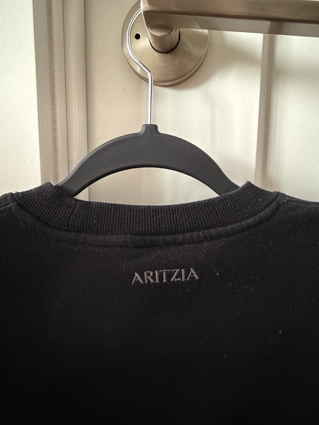 Aritzia Sweatfleece Crewneck Sweater - Black - XS - photo 4