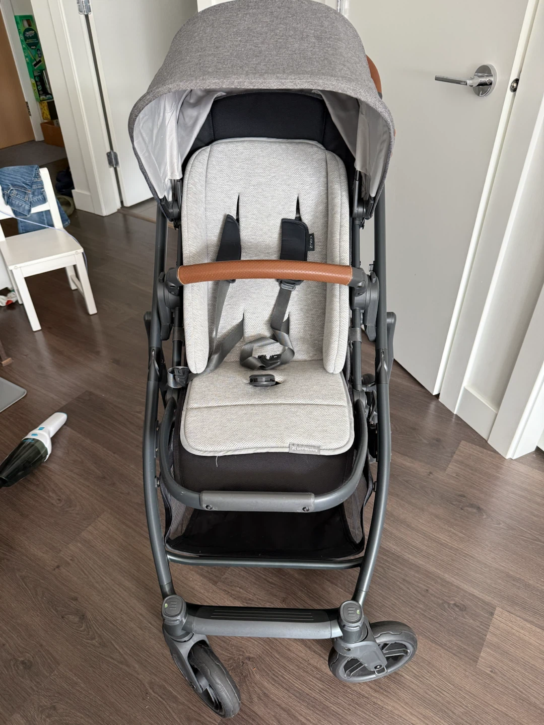 UPPABaby V2 Vista Stroller