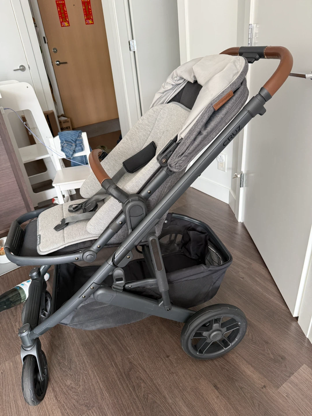 UPPABaby V2 Vista Stroller - photo 3