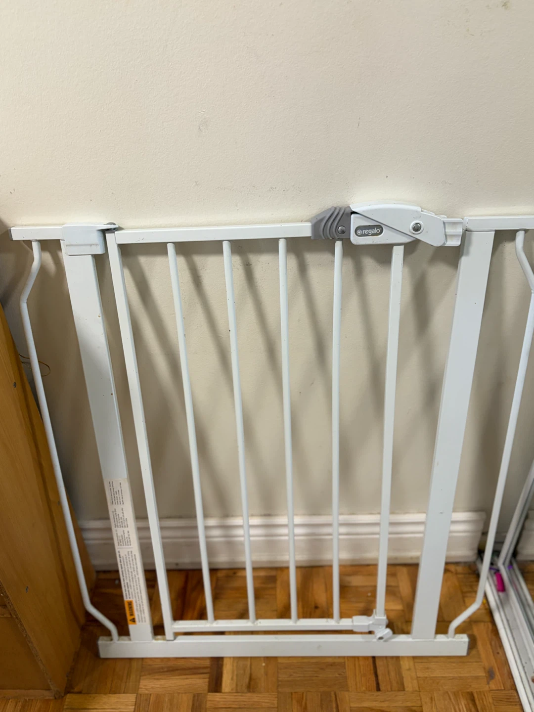 Regalo White Baby Gate