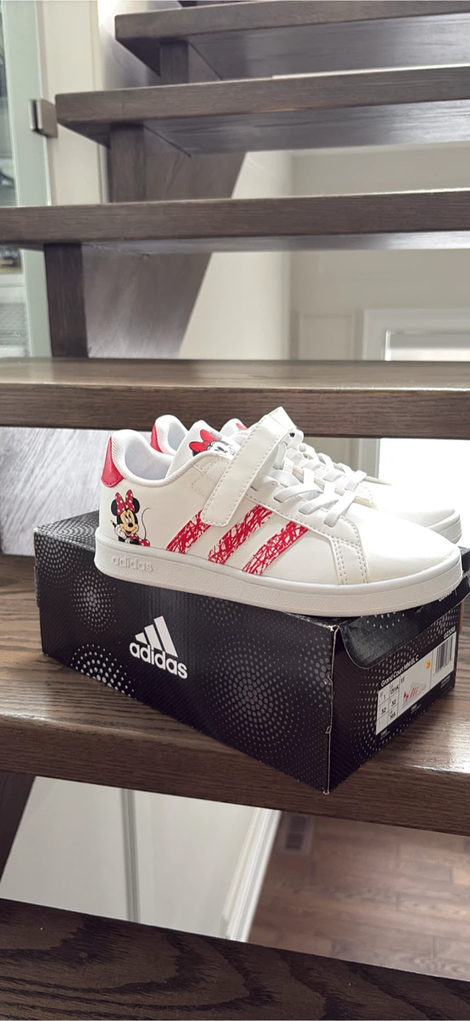 Adidas Grand Court Minnie Mouse Shoes - photo 5