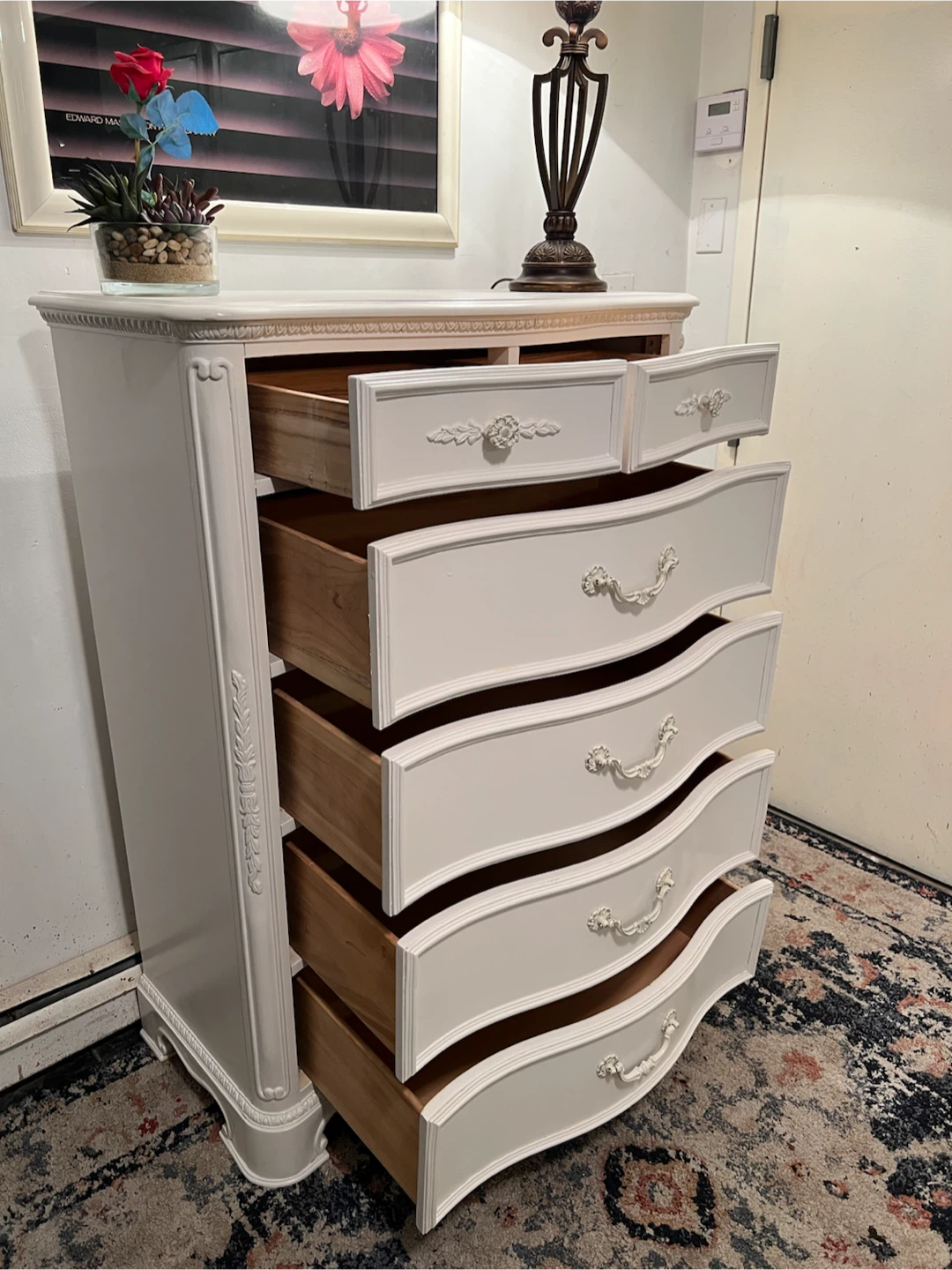 Six-Drawer Eggshell Color Dresser Chest - Delivery Available - photo 3
