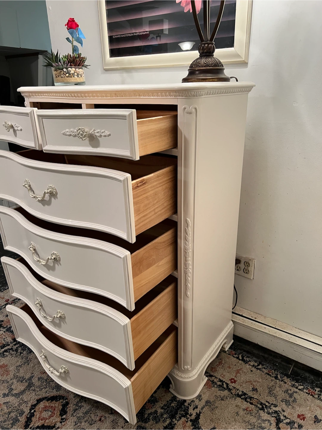 Six-Drawer Eggshell Color Dresser Chest - Delivery Available - photo 4