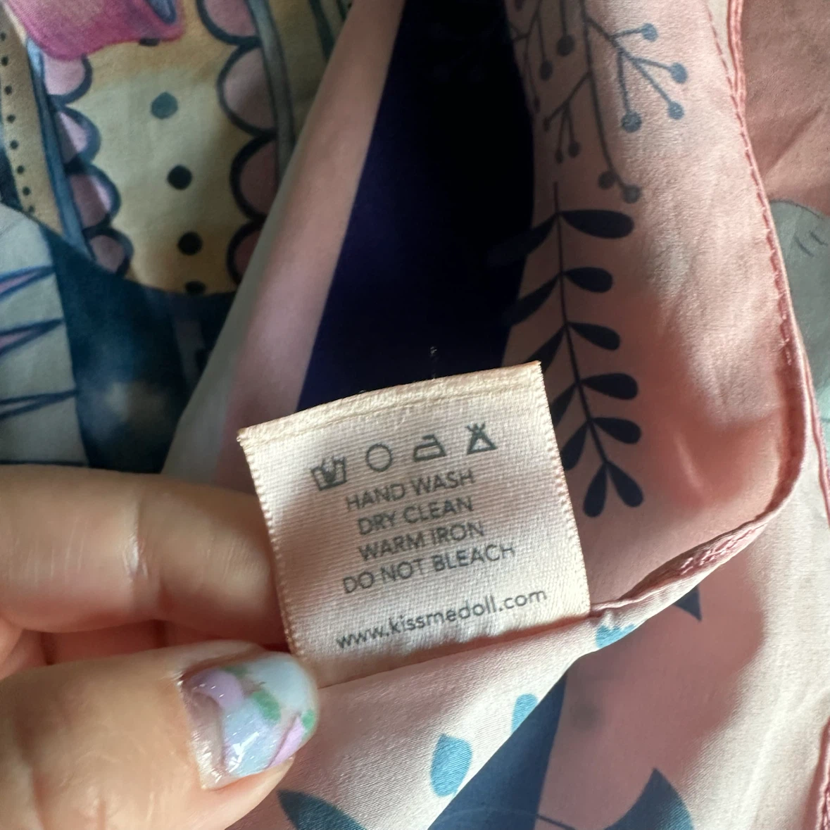 Two Kiss Me Doll Scarves - photo 4