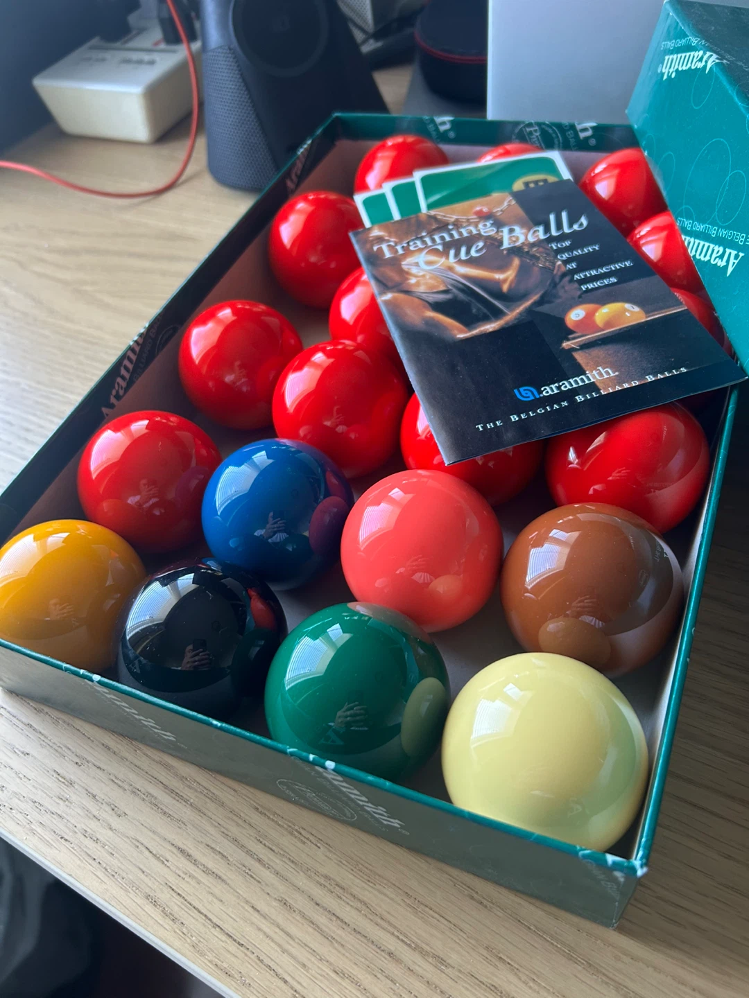 Belgian Aramith Premier Snooker Balls 2 1/4 inch, 22 balls - photo 5