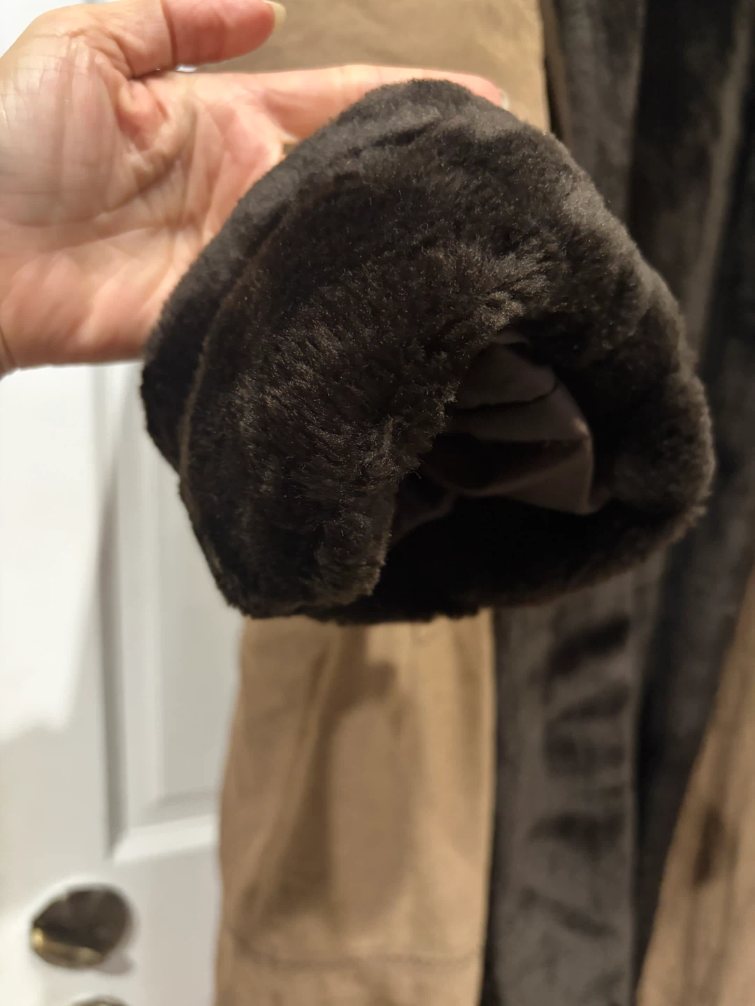 Utex Design Tan and Brown Faux Fur Coat - photo 2
