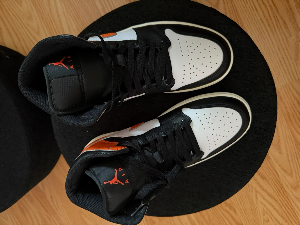 Air Jordan 1 Mid Starfish Black White size 8.5 - photo 4