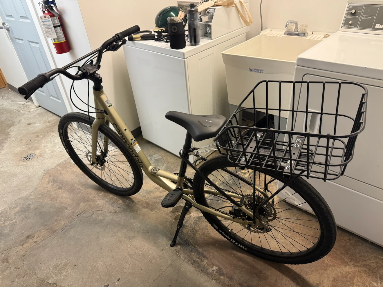 Cannondale Bike with Rear Basket - photo 4