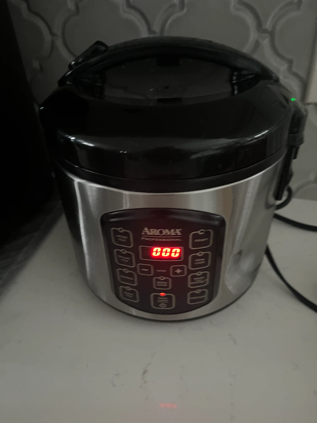 Aroma Professional Digital Rice Cooker ARC-954SBD