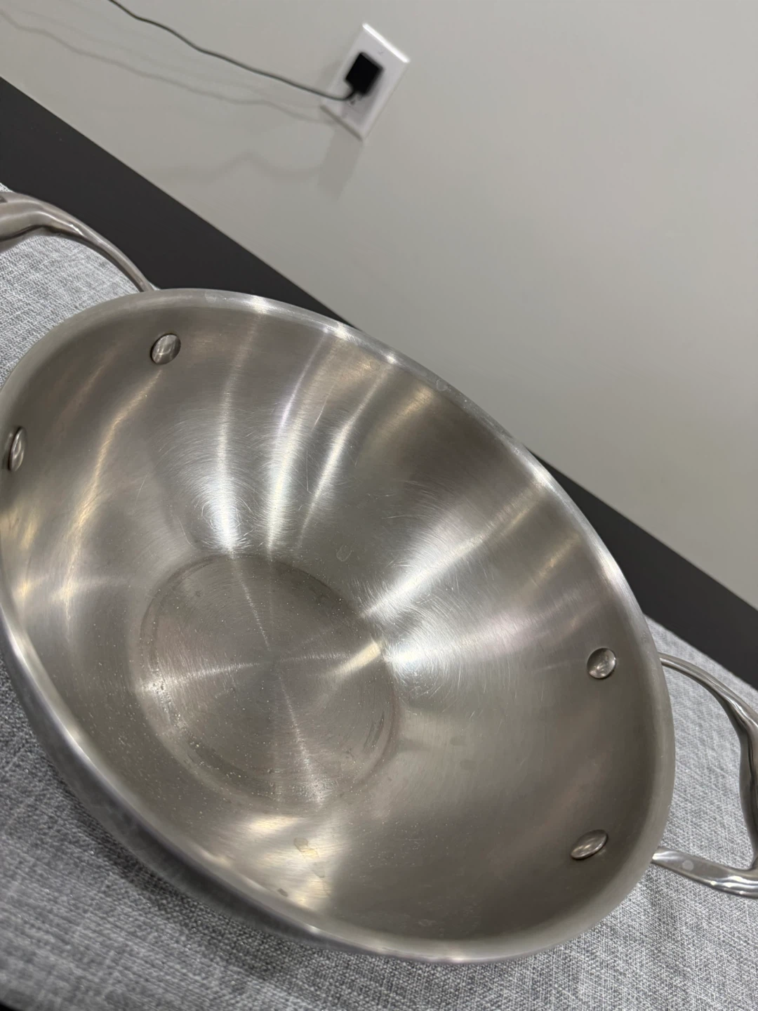 Moving Sale – Kitchen Cookware & Utensils Bundle - photo 2