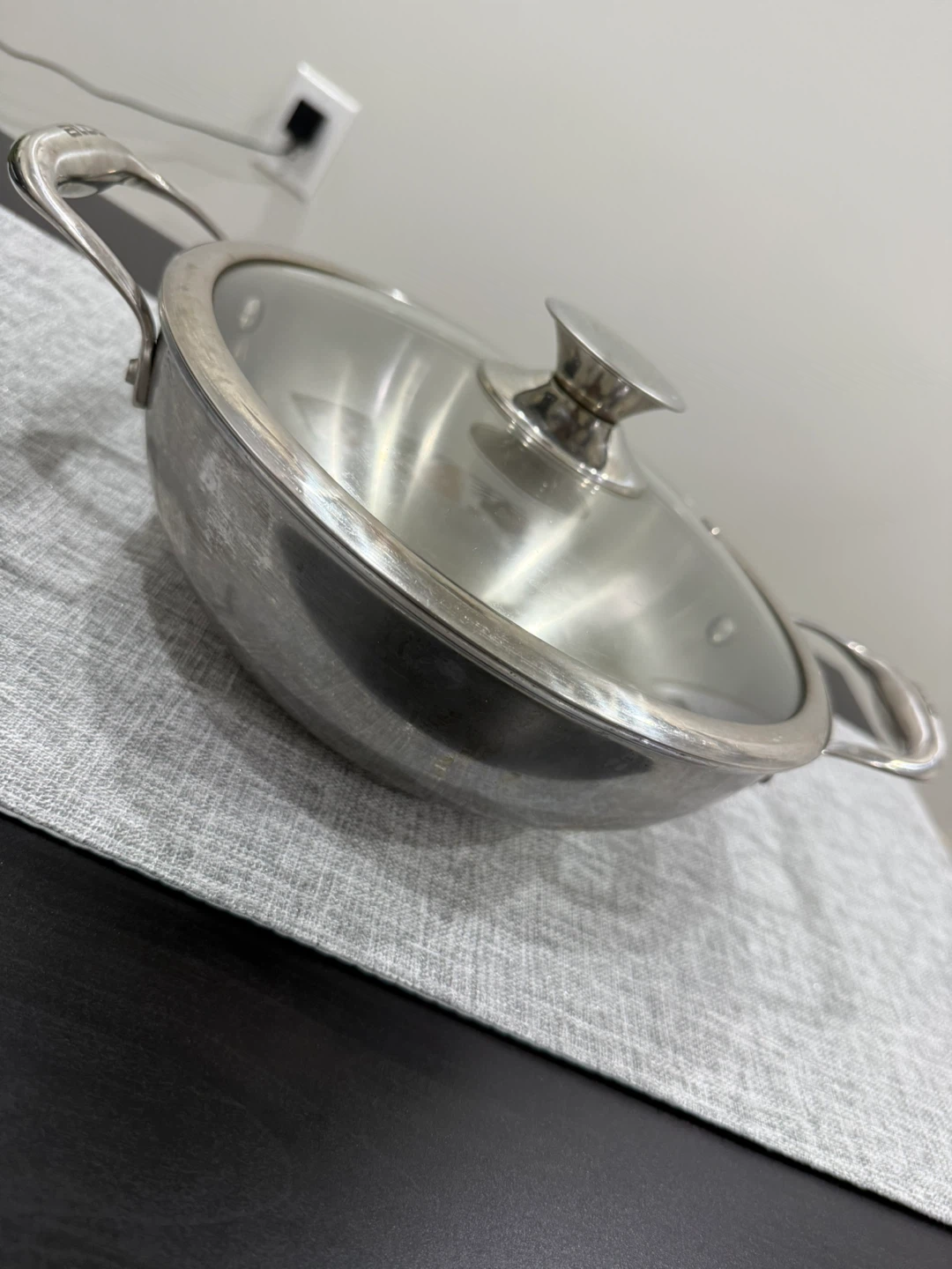 Moving Sale – Kitchen Cookware & Utensils Bundle - photo 3