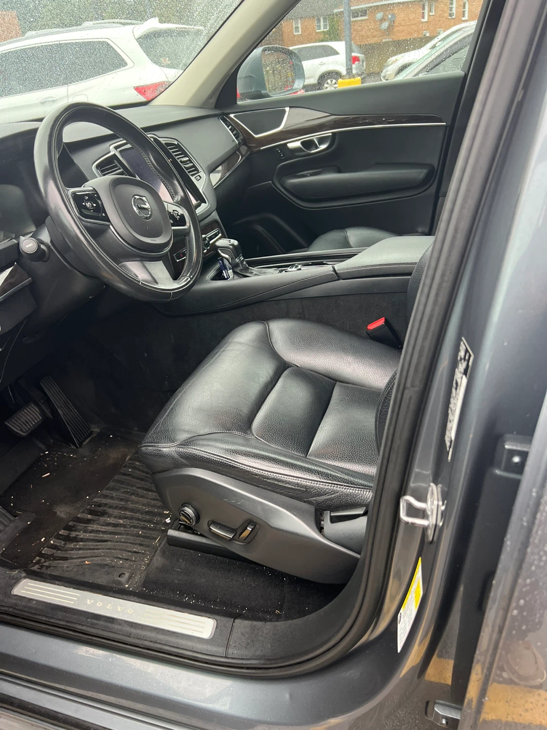 Volvo XC90 T6 SUV - photo 3