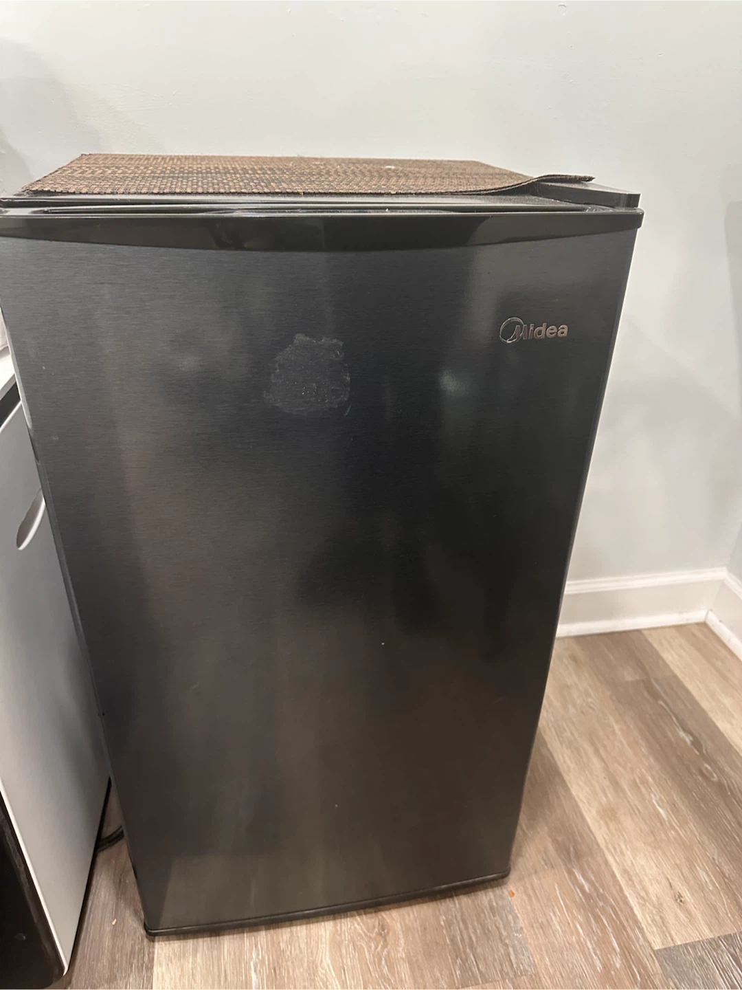 Midea 3.3 cu. ft. Compact Refrigerator - Black