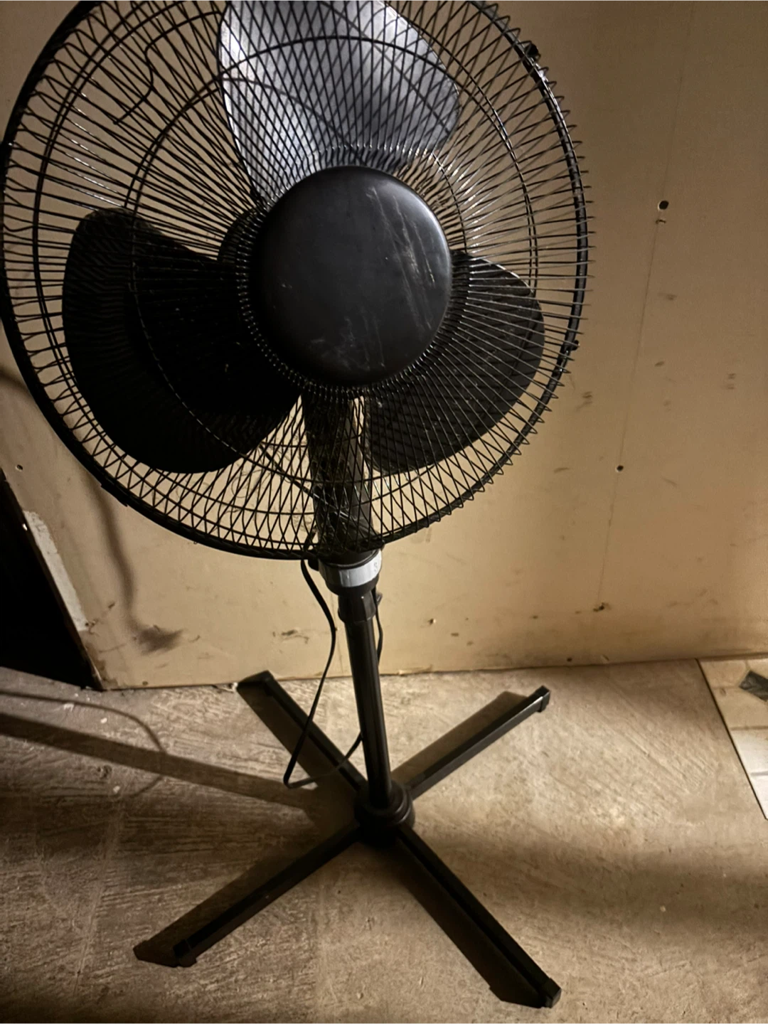 Black Pedestal Standing Fan