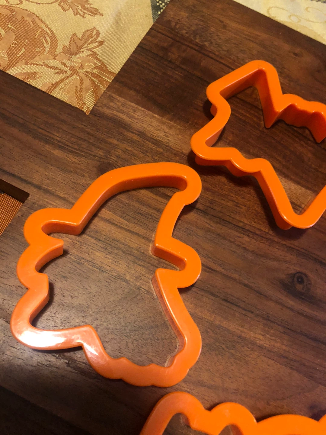 Set of 7 Halloween Plastic Cookie Cutters - photo 4