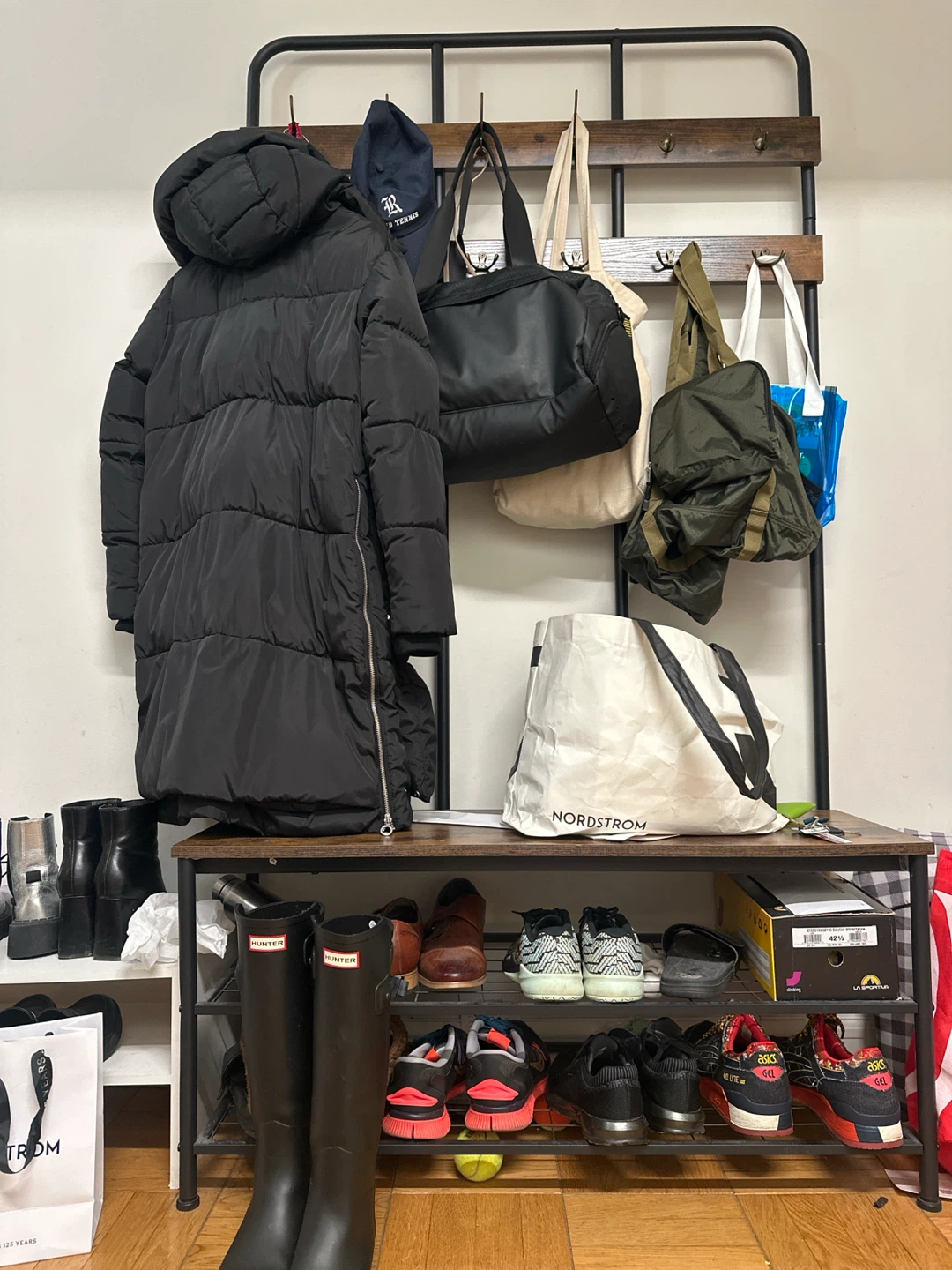 Coat, bags, shoes rack with bench