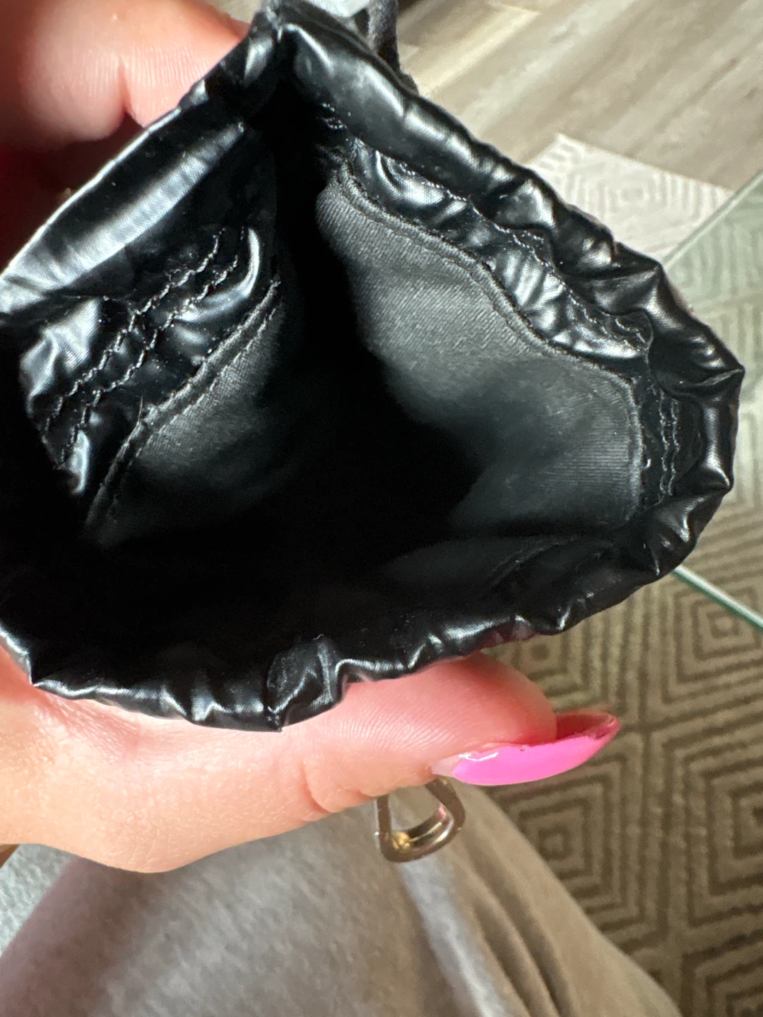 FENDI sunglasses case with clip on to keys - photo 3
