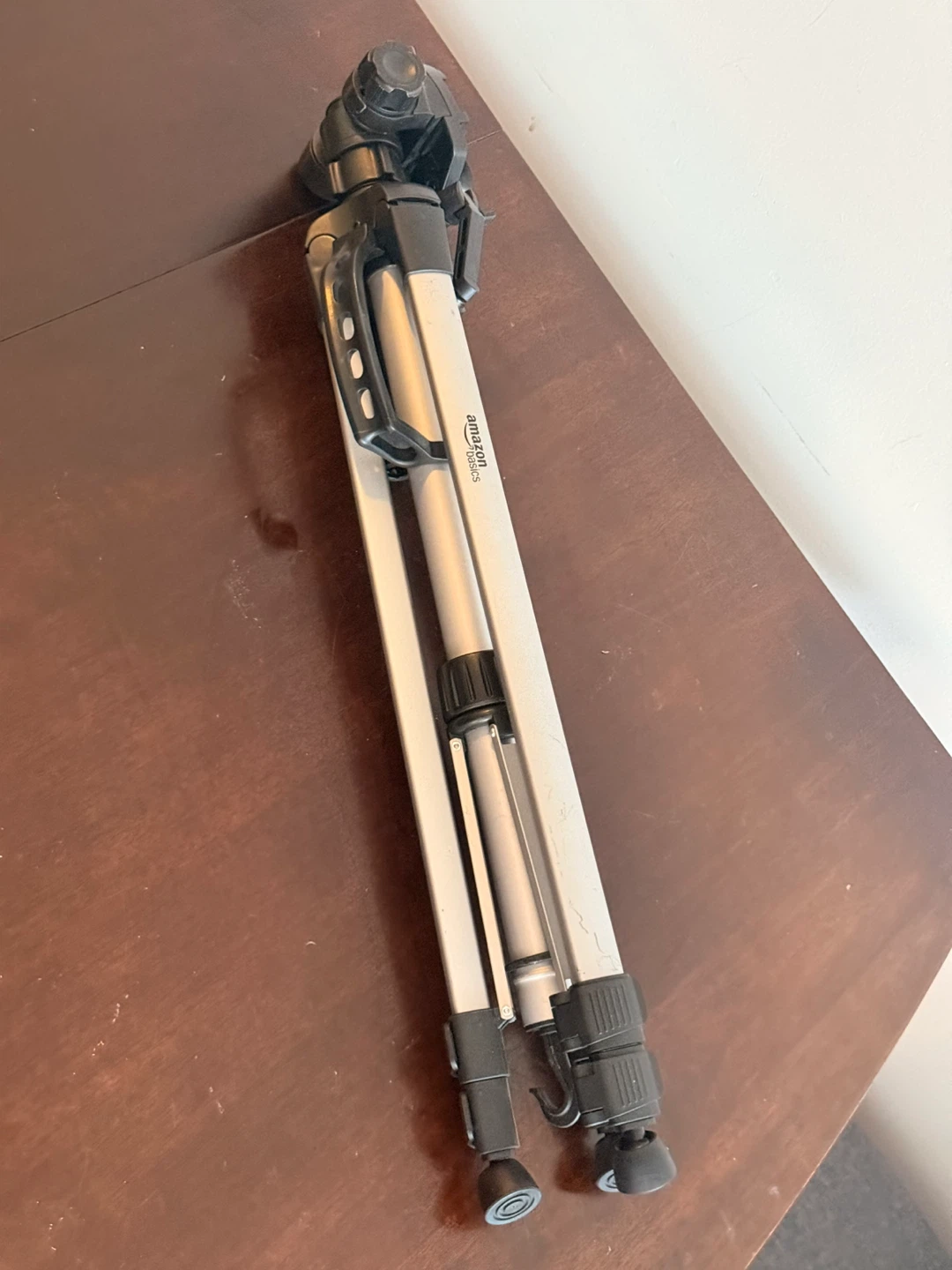 Amazon Basics Camera Tripod - photo 2