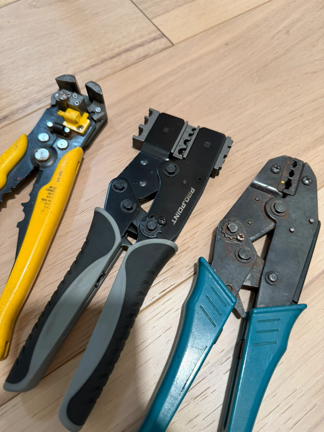 Set of 3 Crimping and Wire Stripping Tools - photo 2