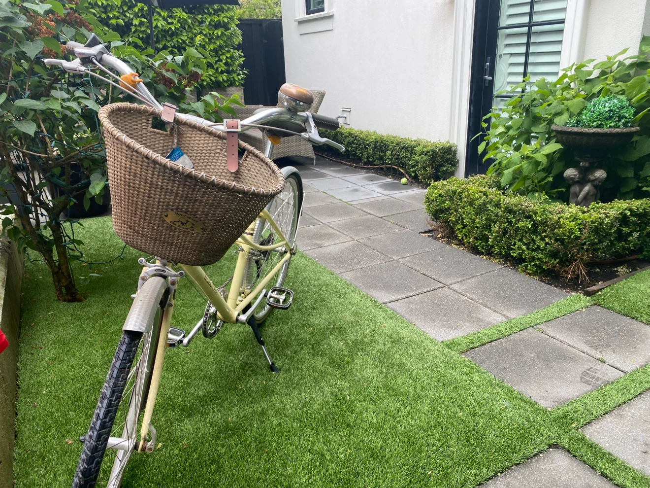 Electra Bicycle with Nantucket Bike Basket - photo 3