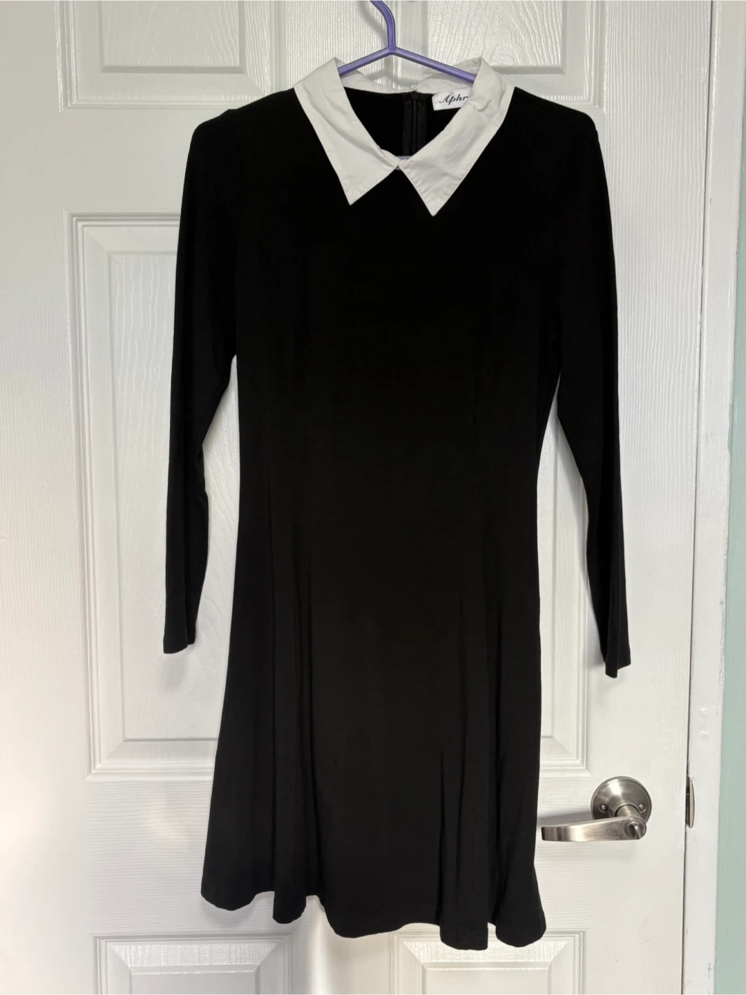 Aphrodite black long-sleeve dress with white collar