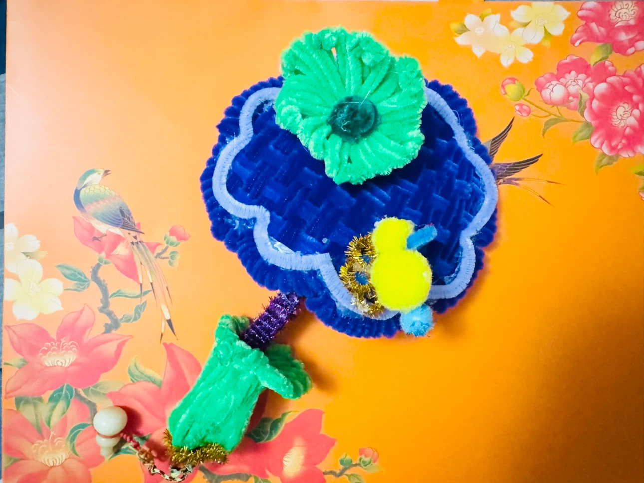 Handmade pipe cleaner flower fan - photo 2