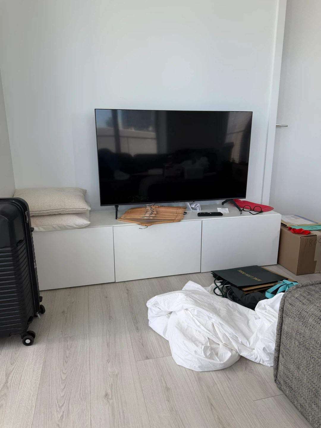 IKEA Besta Media Console Unit White