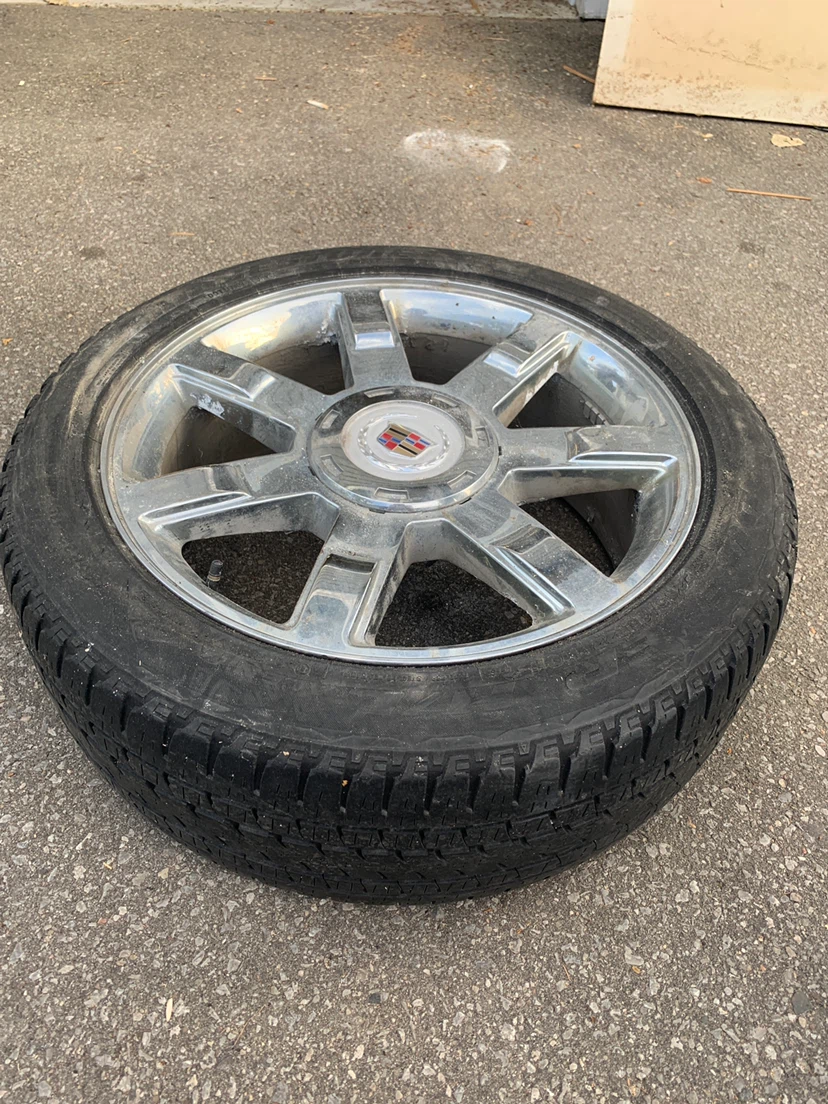 Cadillac Chrome Wheel and Tire - photo 2