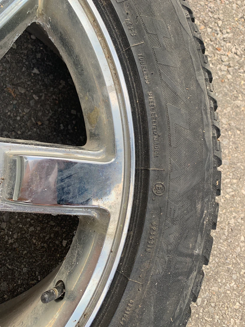 Cadillac Chrome Wheel and Tire - photo 4