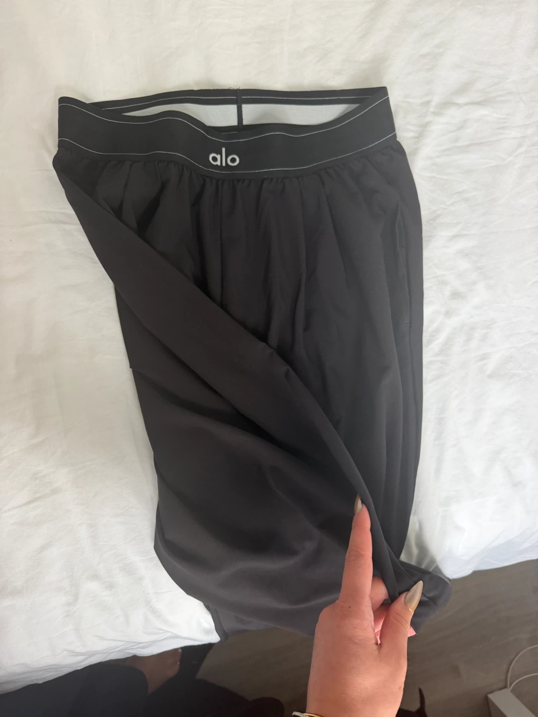 Alo Yoga Black Pants - photo 2