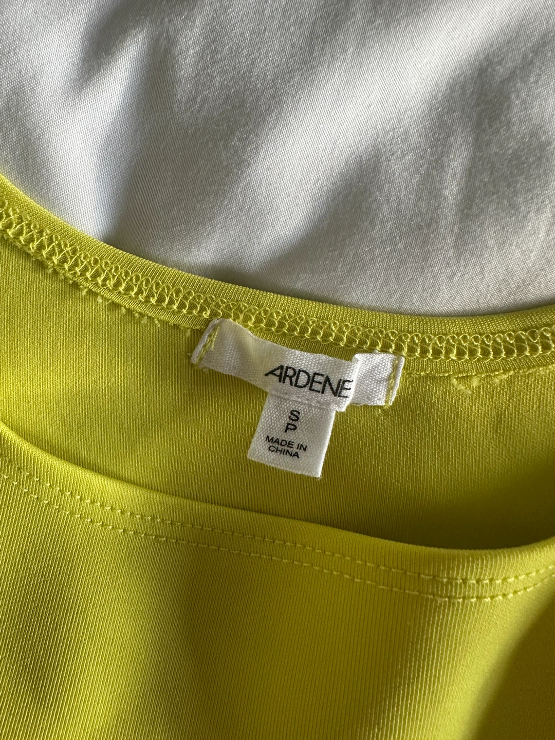 Ardene lime green sports crop top - photo 4