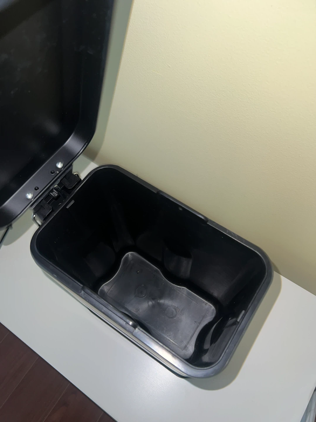 Small Black Pedal Trash Can - photo 2