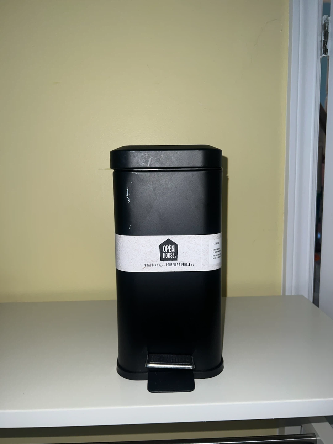 Small Black Pedal Trash Can - photo 3