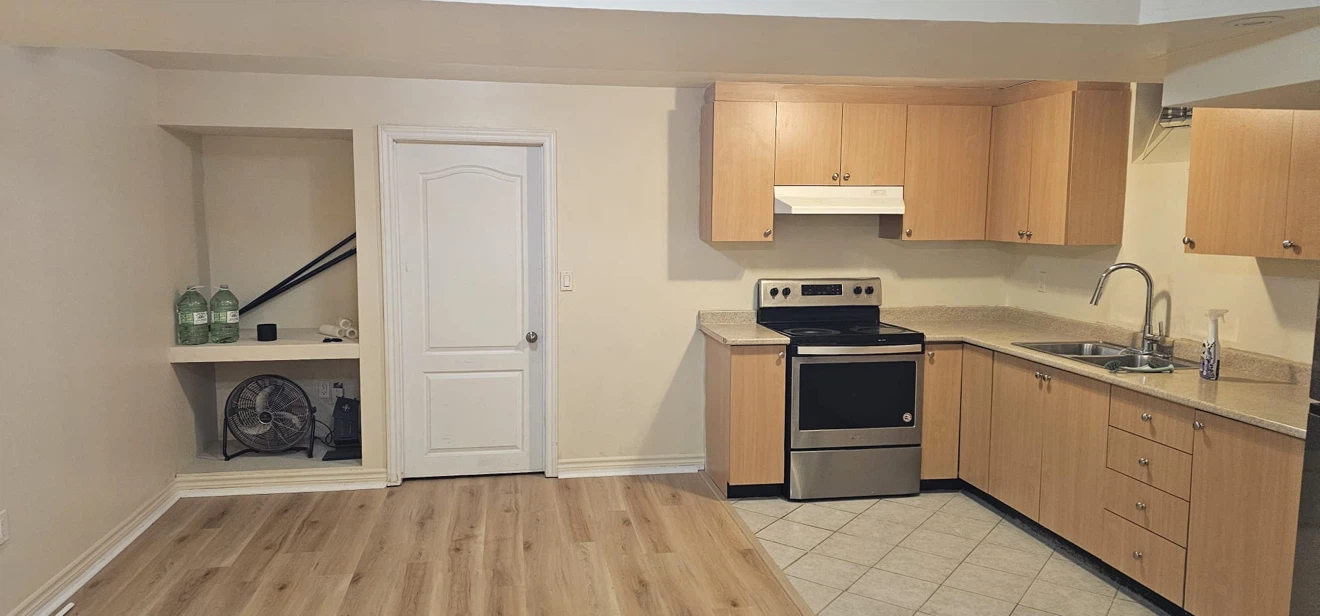 Basement Apartment for Rent in Brampton - photo 3