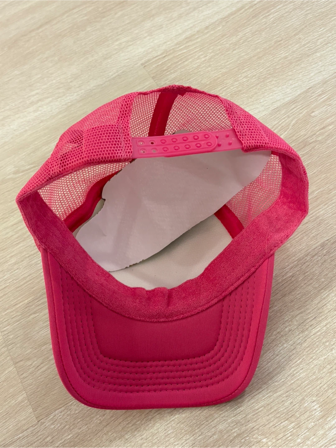 NEW Cake Beauty Pink Trucker Hat - photo 2
