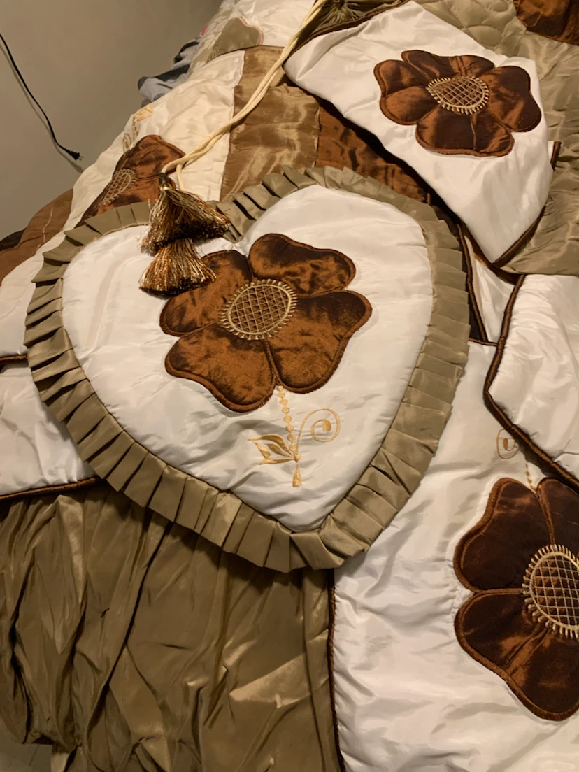 Floral Bedding Comforter Set - photo 4