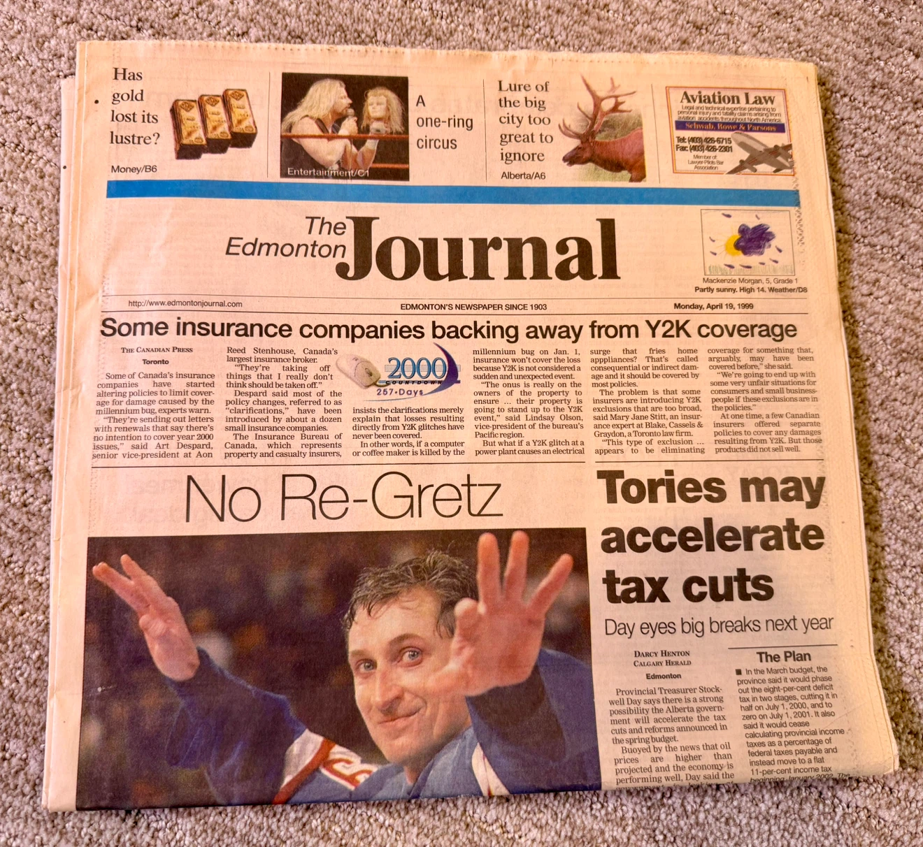 Collection of Edmonton Journal Gretzky Hockey Newspapers - photo 2