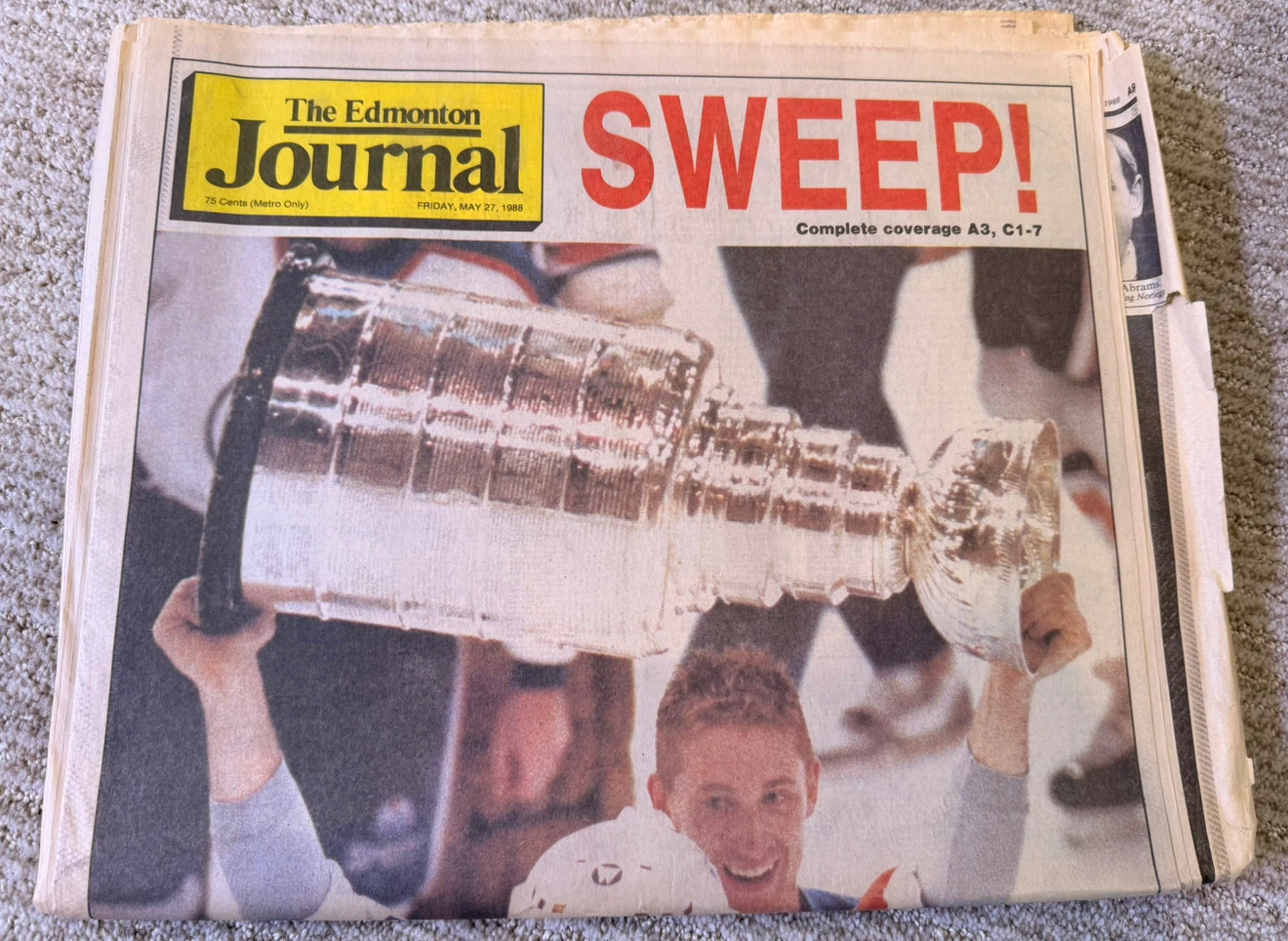 Collection of Edmonton Journal Gretzky Hockey Newspapers - photo 4