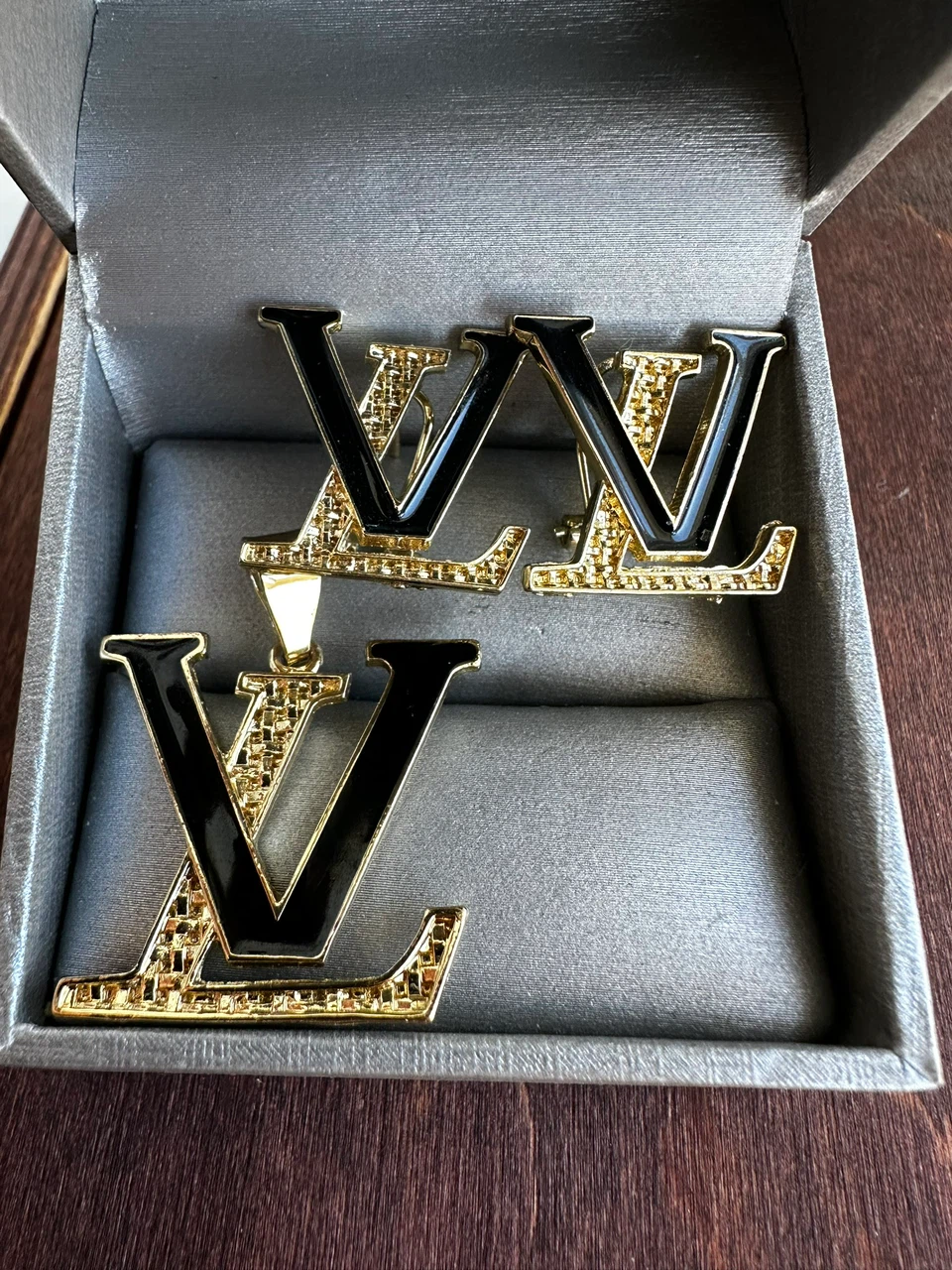 Inspired Louis Vuitton Monogram Earring and Pendant Set - photo 2