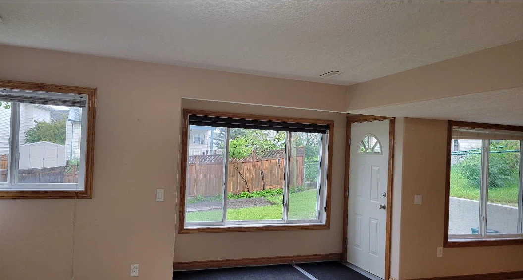 Legal Walkout Basement for Rent | 2 Bed + Den | Private Entrance - photo 5