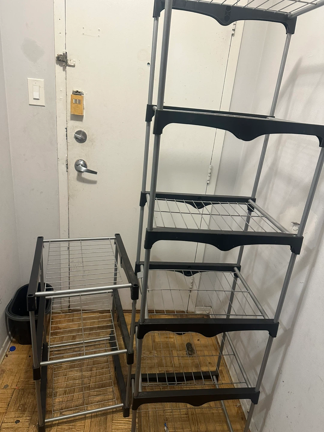 Metal Wire Shelving Unit