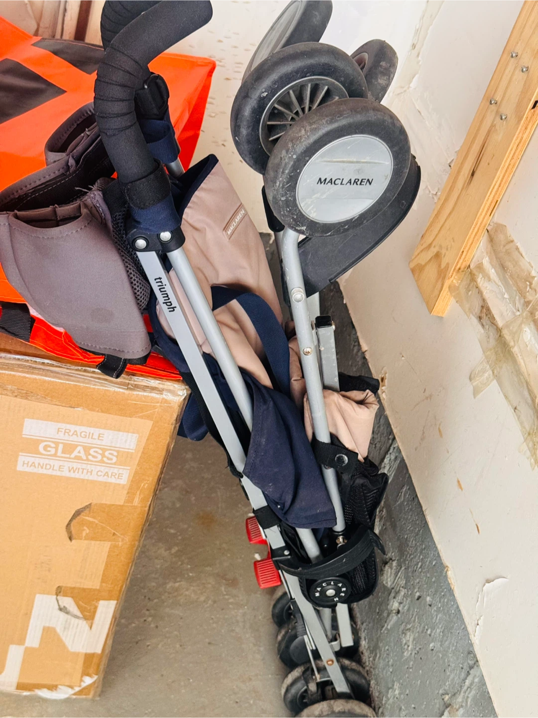 Maclaren Triumph umbrella stroller