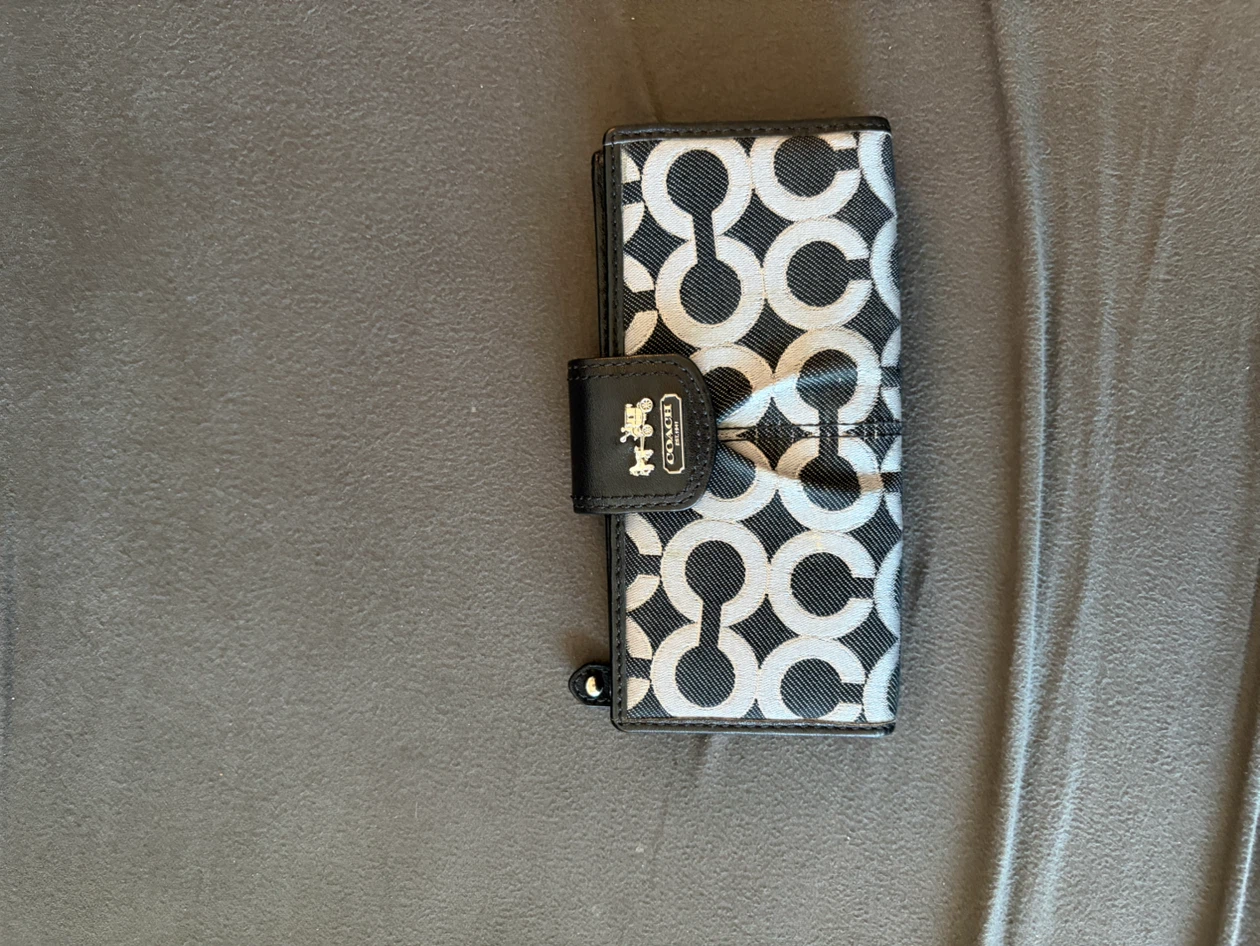Coach Signature Print Long Wallet