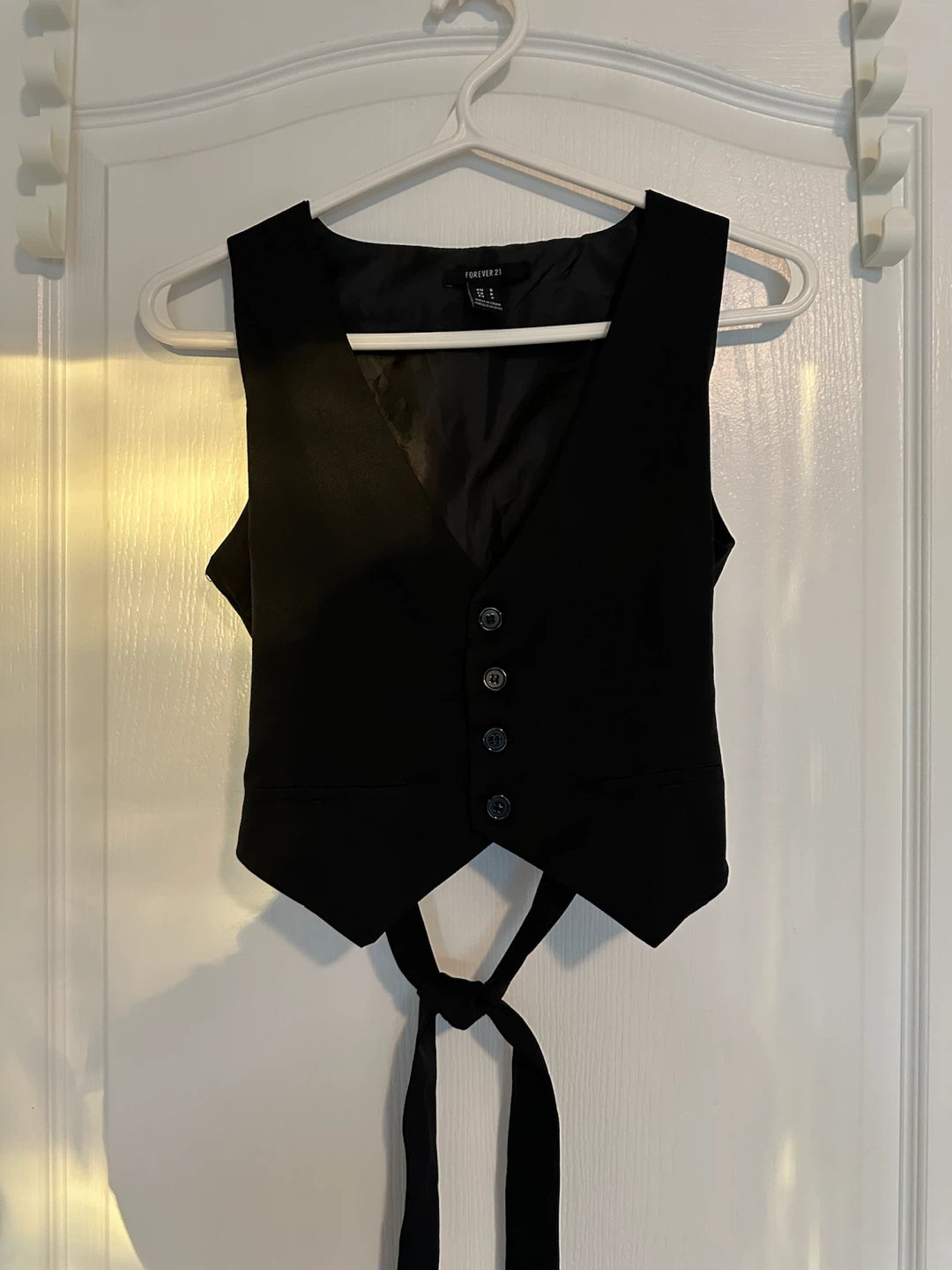Forever 21 Black Sleeveless Vest
