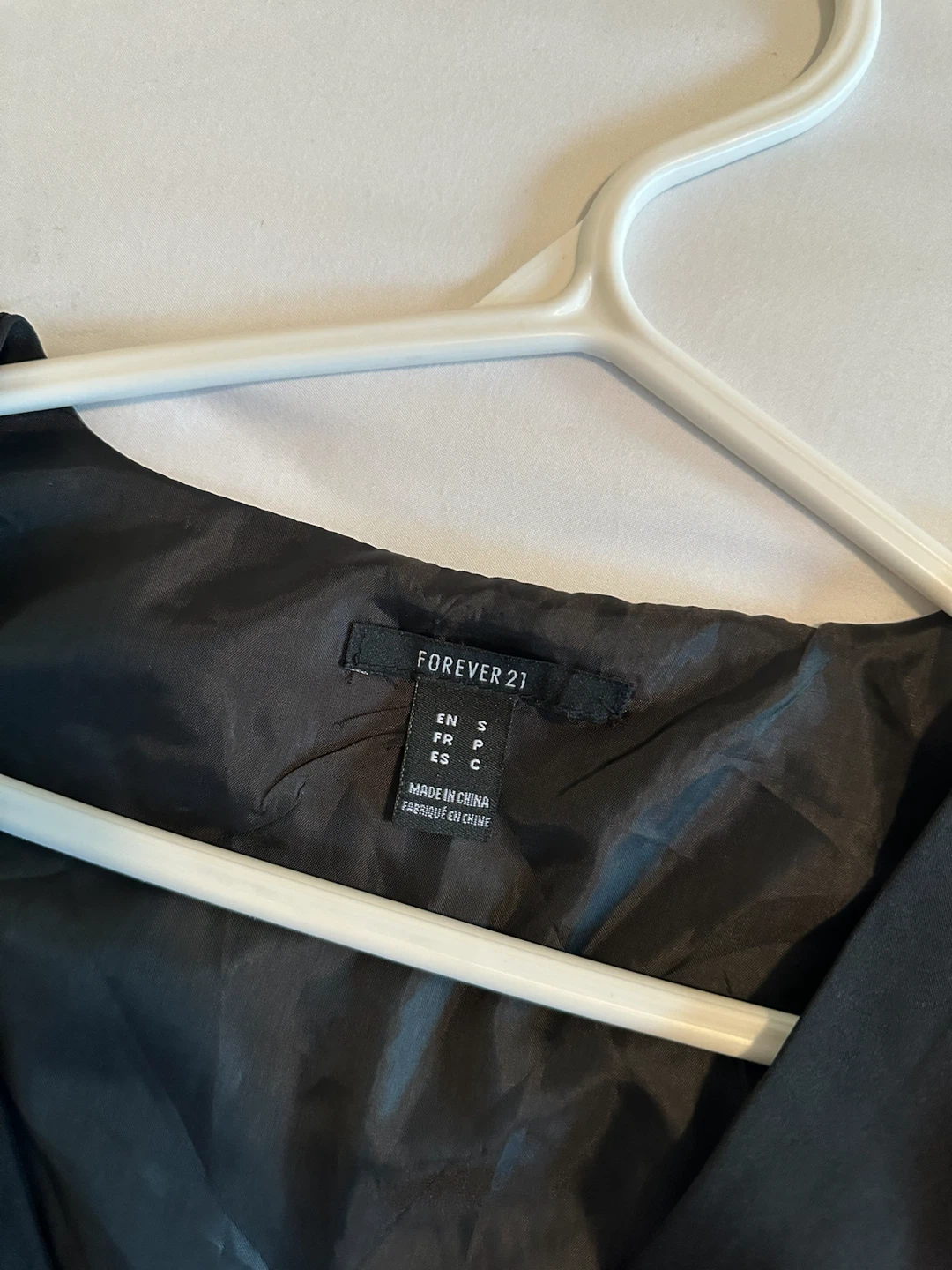 Forever 21 Black Sleeveless Vest - photo 3