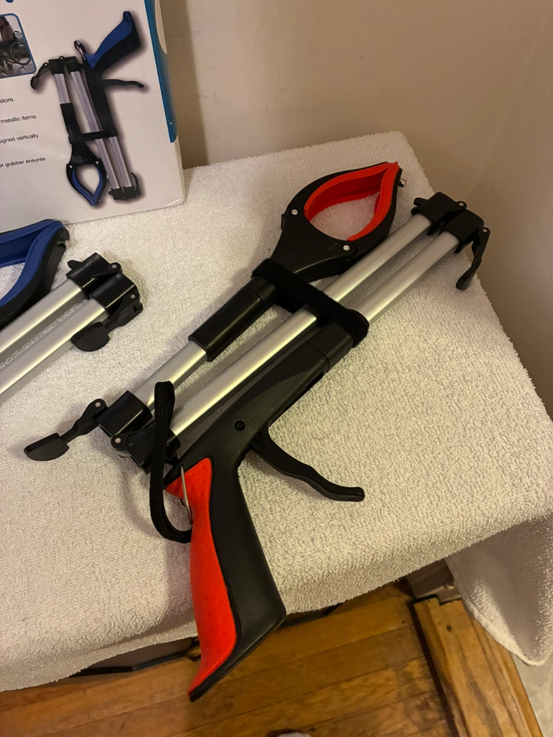 TOPGROT Folding Grabber Reacher Tool 2-Pack - photo 4