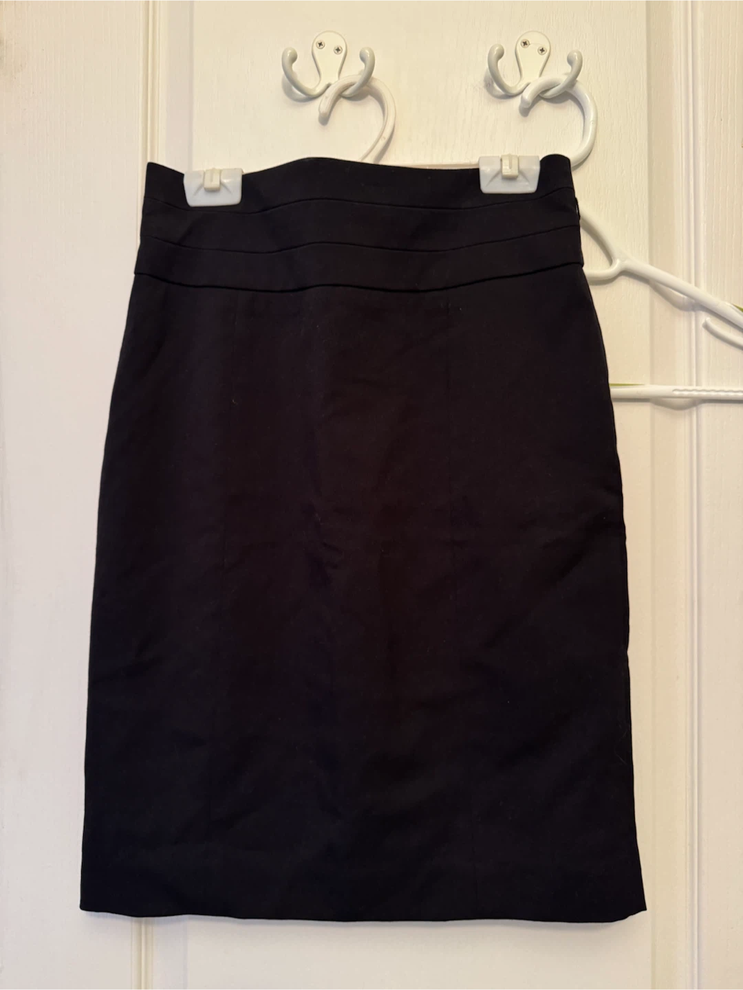 H&M Black High-Waisted Pencil Skirt - 6