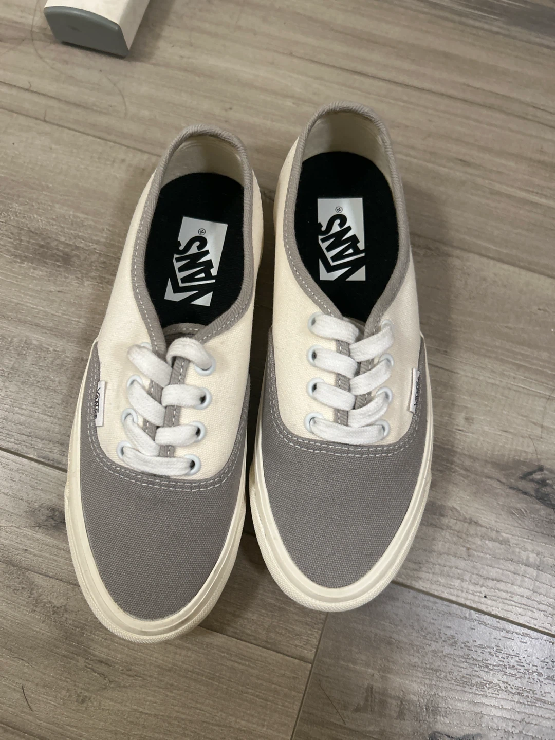 Vans Authentic Two-Tone Sneakers size 6